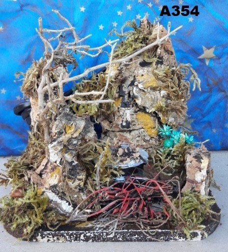 Fuoco illuminato per presepe con presa di corrente cm.12x7,5xh11 art.A354 - Cartoarte Fuoco illuminato per presepe con presa di corrente cm.12x7,5xh11 art.A354 - Cartoarte